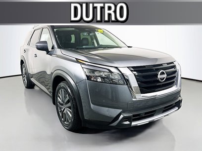 New 2025 Nissan Pathfinder SL w/ SL Premium Package