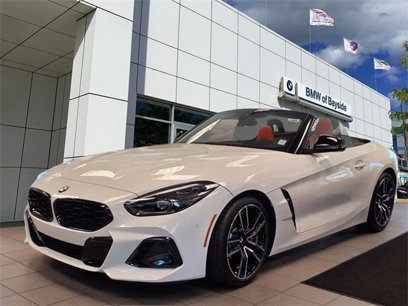 New 2025 BMW Z4 M40i w/ Premium Package