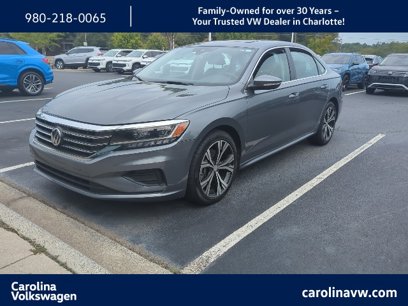 Used 2021 Volkswagen Passat 2.0T SE