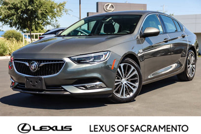 Used 2018 Buick Regal Essence w/ Driver Confidence Package #1
