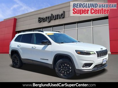 Used 2023 Jeep Cherokee Altitude Lux