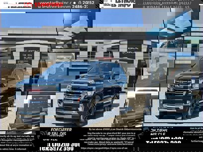 Used 2023 GMC Yukon XL SLT w/ SLT Premium Package