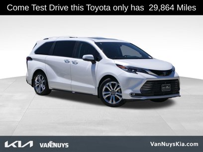 Used 2023 Toyota Sienna Platinum