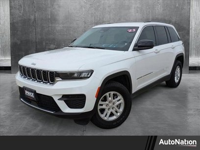 Used 2023 Jeep Grand Cherokee Laredo w/ Luxury Tech Group I