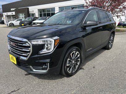 Used 2022 GMC Terrain SLT w/ Infotainment Package II