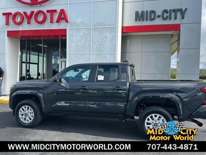 New 2025 Toyota Tacoma SR5 w/ SR5 Upgrade Package
