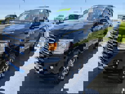 Used 2017 GMC Canyon SLE w/ All Terrain Package