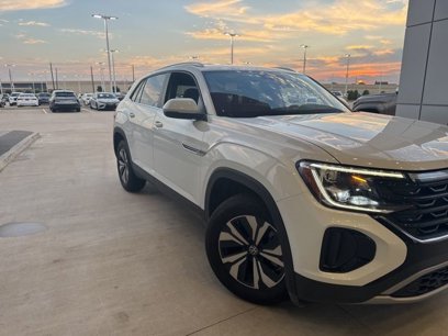 Used 2024 Volkswagen Atlas Cross Sport SE