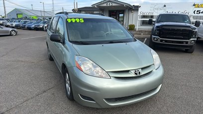 Used 2010 Toyota Sienna LE