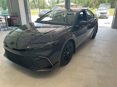 New 2025 Toyota Camry SE w/ Convenience Package