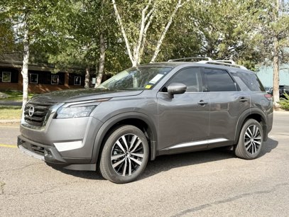 New 2025 Nissan Pathfinder Platinum w/ Cargo Package