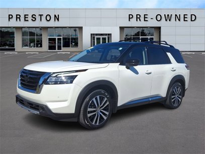 Used 2024 Nissan Pathfinder Platinum