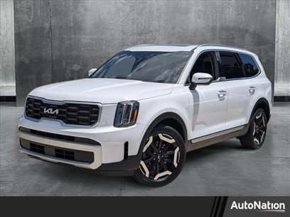 Used 2023 Kia Telluride S w/ S Sunroof Package