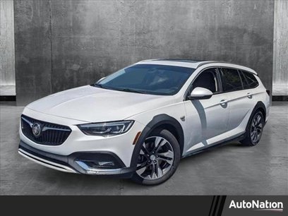 Used 2018 Buick Regal Essence w/ Driver Confidence Package #1