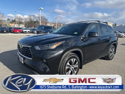 Used 2023 Toyota Highlander XLE