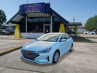 Used 2020 Hyundai Elantra SE w/ Cargo Package (C1)