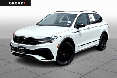 Used 2022 Volkswagen Tiguan SE R-Line