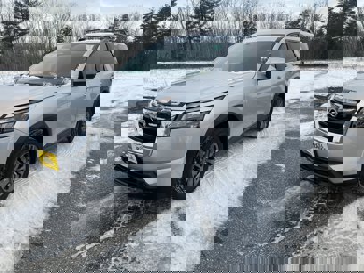 New 2025 Nissan Pathfinder SV