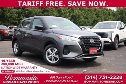 New 2025 Nissan Kicks Play S