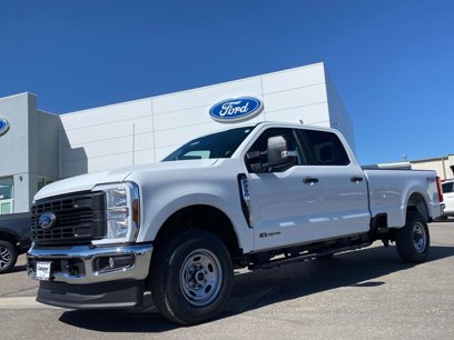 New 2025 Ford F250 XL w/ FX4 Off-Road Package