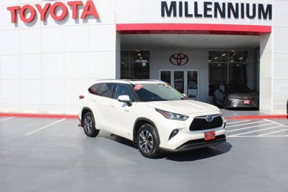 Certified 2020 Toyota Highlander XLE
