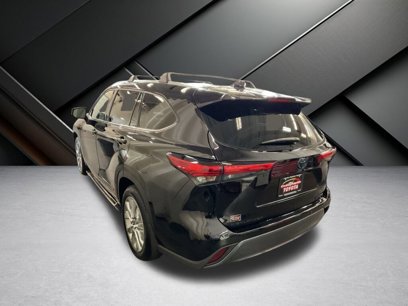 Used 2021 Toyota Highlander Limited