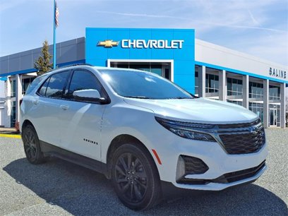 Used 2022 Chevrolet Equinox RS w/ Infotainment Package