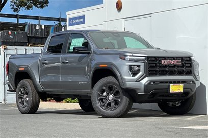 Used 2024 GMC Canyon Elevation w/ Convenience Package