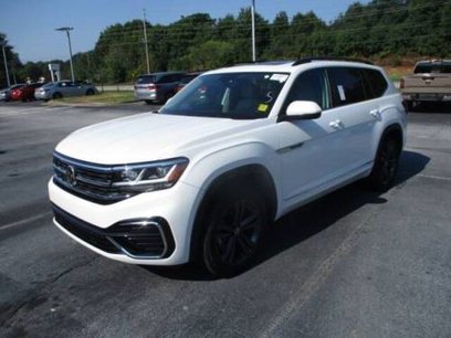 Used 2021 Volkswagen Atlas SE w/ Panoramic Sunroof Package