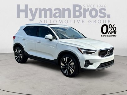 Used 2025 Volvo XC40 B5 Plus