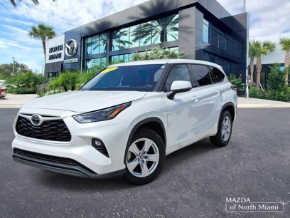 Used 2022 Toyota Highlander LE