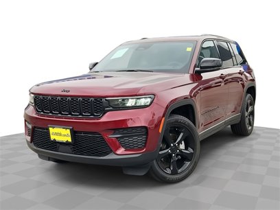 Used 2023 Jeep Grand Cherokee Altitude