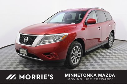 Used 2016 Nissan Pathfinder S
