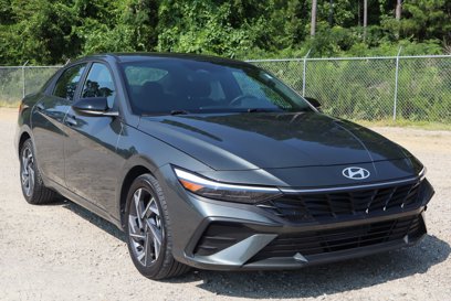 Certified 2025 Hyundai Elantra Sport
