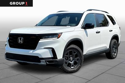New 2025 Honda Pilot TrailSport