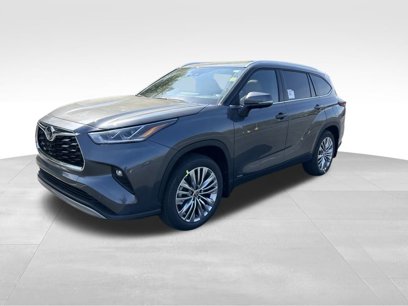 New 2025 Toyota Highlander Platinum