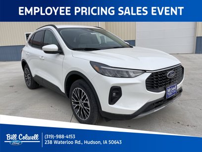 New 2025 Ford Escape SE w/ Class II Trailer Tow Package