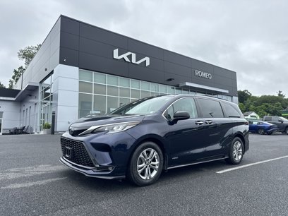 Used 2021 Toyota Sienna XSE w/ XSE Plus Package