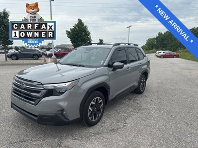 Used 2025 Subaru Forester Premium w/ Convenience Package #1