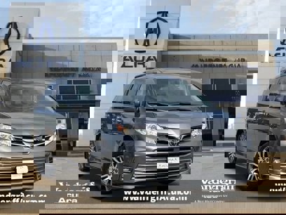 Used 2018 Toyota Sienna