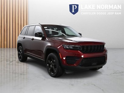 New 2025 Jeep Grand Cherokee Laredo