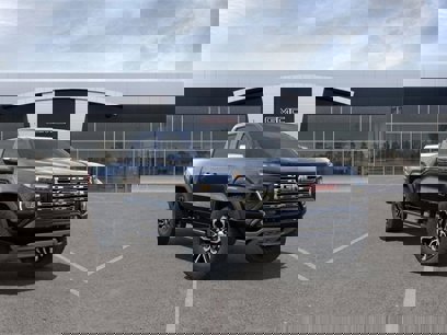 New 2025 GMC Canyon Denali