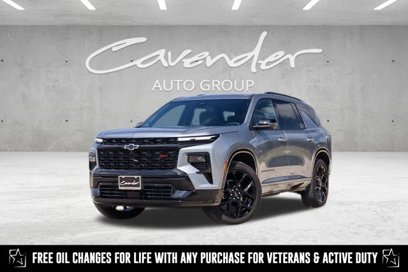 Certified 2025 Chevrolet Traverse RS w/ LPO, Floor Liner Package