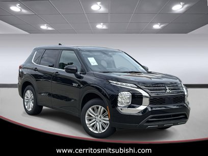 New 2025 Mitsubishi Outlander ES