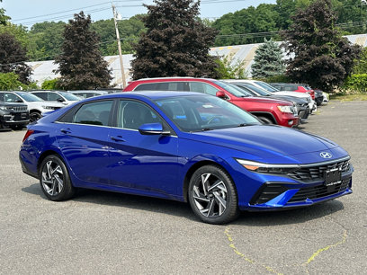 Used 2025 Hyundai Elantra SEL