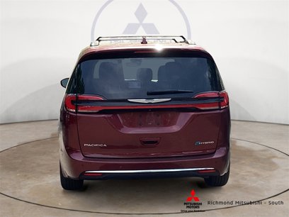 Used 2021 Chrysler Pacifica Touring-L