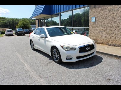 Used 2017 INFINITI Q50 Signature Edition w/ All Weather Package (L93)