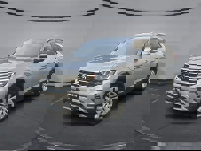 Used 2020 Volkswagen Atlas Cross Sport SE w/ Panoramic Sunroof Package