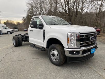 New 2025 Ford F350 XL