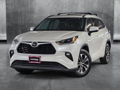 Used 2021 Toyota Highlander XLE